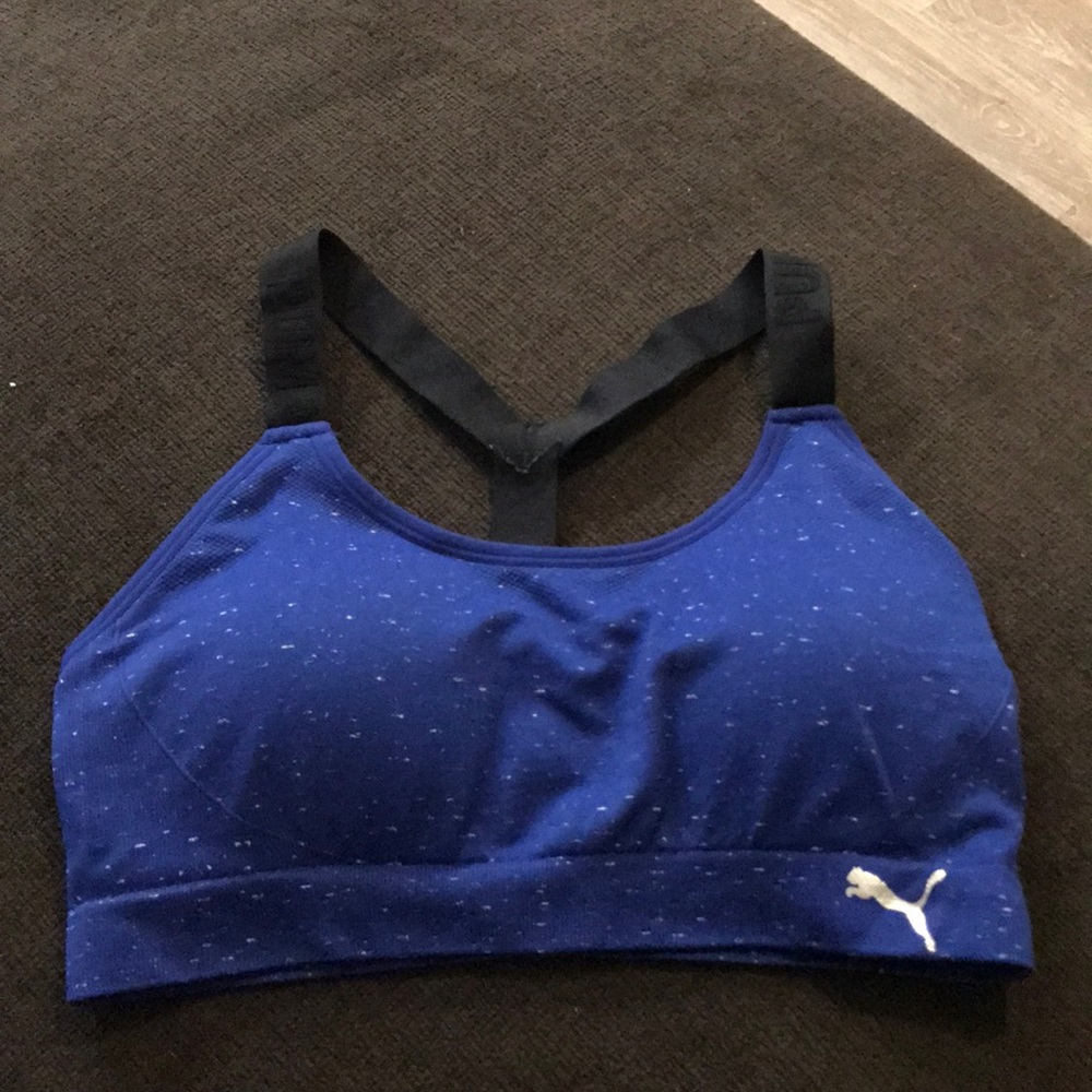 Puma sports bra size L